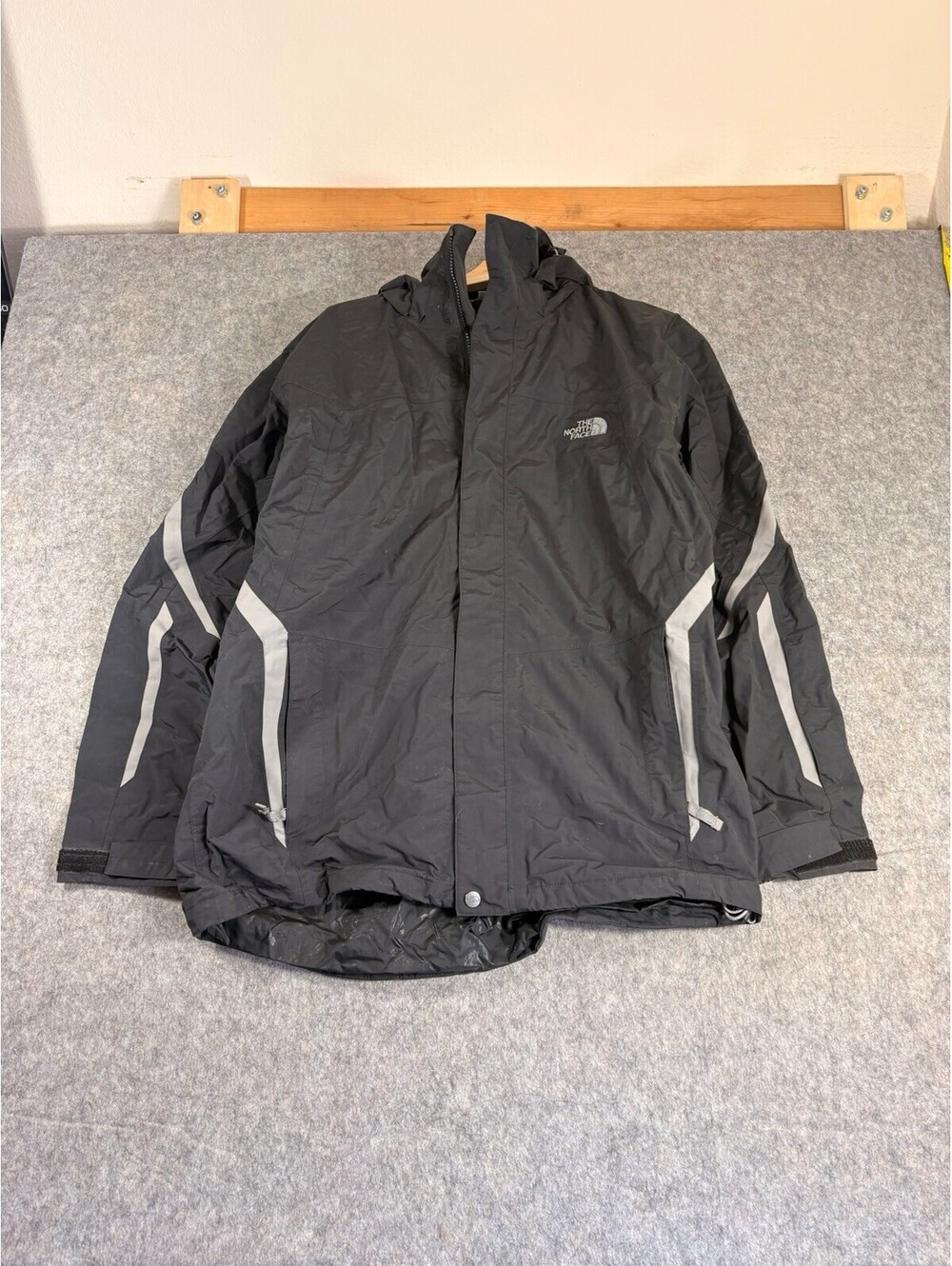 The North Face Mens Tilithium Triclimate Jacket Medium Black